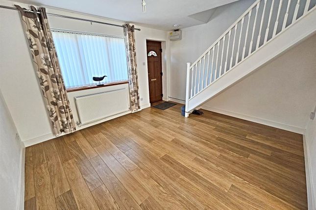 12, Llys Coed, Pontypridd photo 5