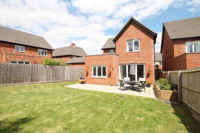 Property for sale in Daisy Road, Daventry