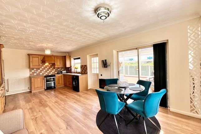 136 Froghall Road, Stoke-On-Trent photo 2