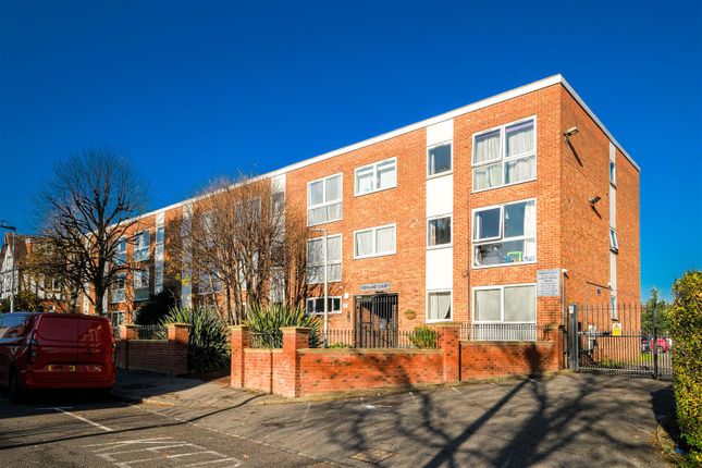 1 Highland Court-1.Jpg