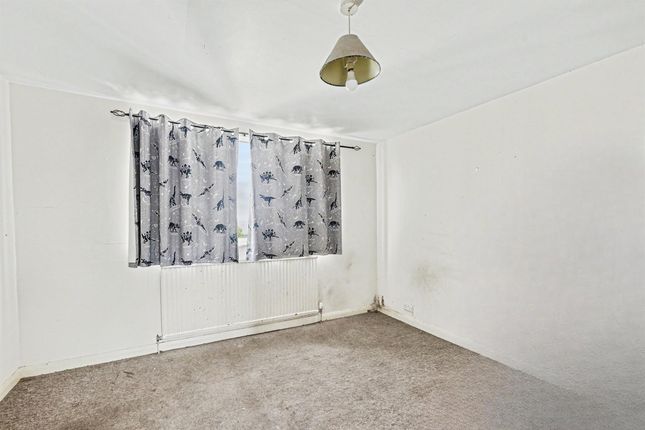 18, Victoria Road, Northampton photo 4