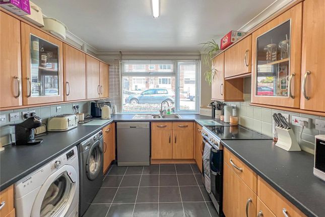 82, Orchard Road, Bristol photo 4