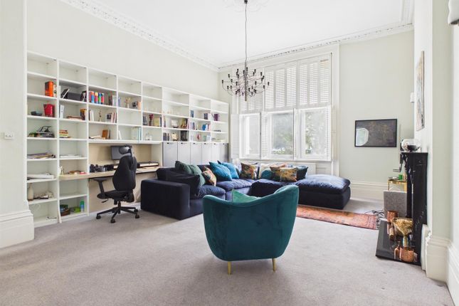 Flat 1, 23, Palmeira Square, Hove photo 4