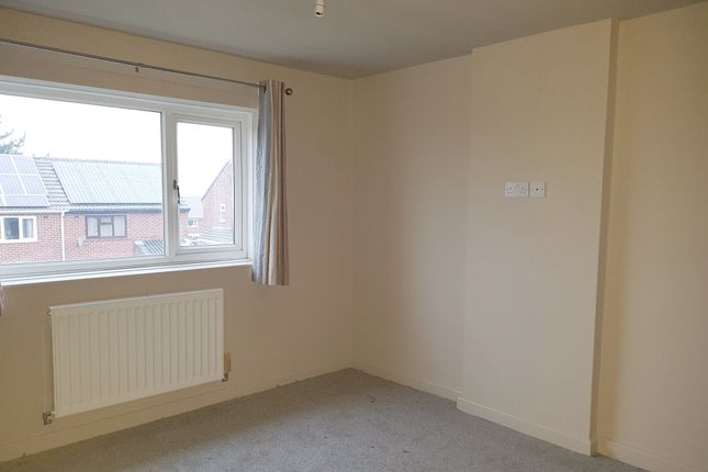 2, Linden Avenue,  Wickersley, Rotherham photo 2