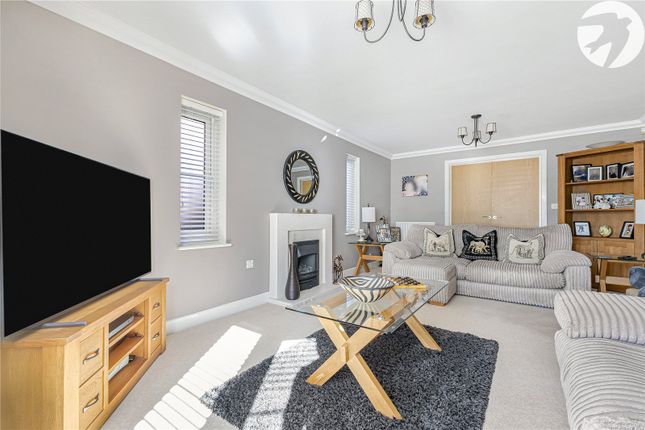 9, Hawthorn Park, Kent photo 3