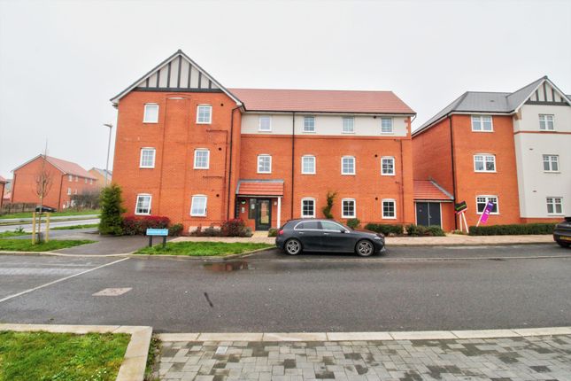 Thumbnail Flat for sale in Kingfisher Way, Harlow