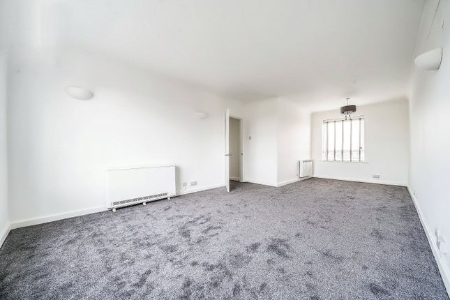 15 Westbrooke Court,, Crescent Road, West Sussex photo 2
