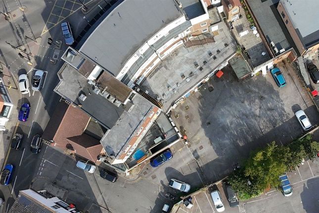 Studio flat on 141 High Street, Barnet, £1,000,000
