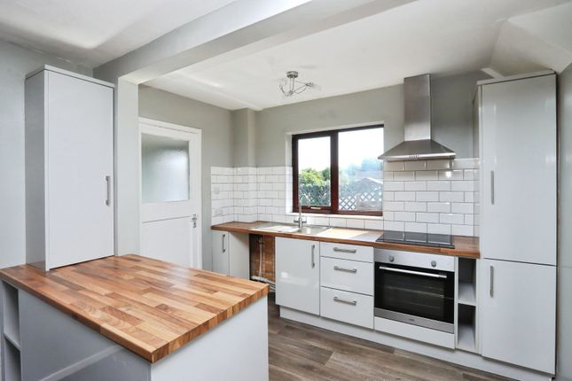 32, Carrwood Road, South Yorkshire photo 2