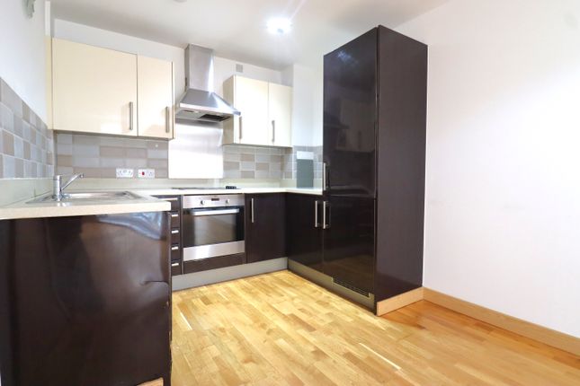327, Cherrydown East, Basildon photo 5
