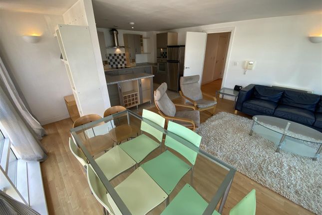 832, W3, Manchester photo 5