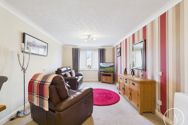 7, Sandbed Lawns, Leeds photo 2