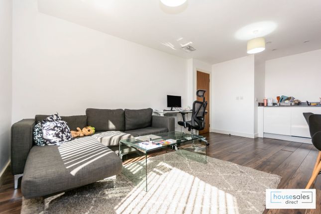 Flat for sale in The Broadway Residences, Birmingham