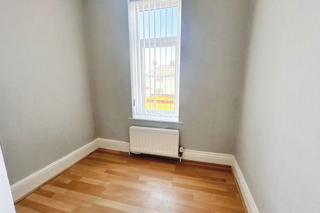 Terraced house to rent in Hodgsons Road, Blyth