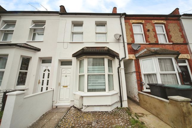 Thumbnail Terraced house for sale in Saxon Road, Luton