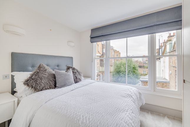 Terraced house to rent in Montpelier Terrace, London