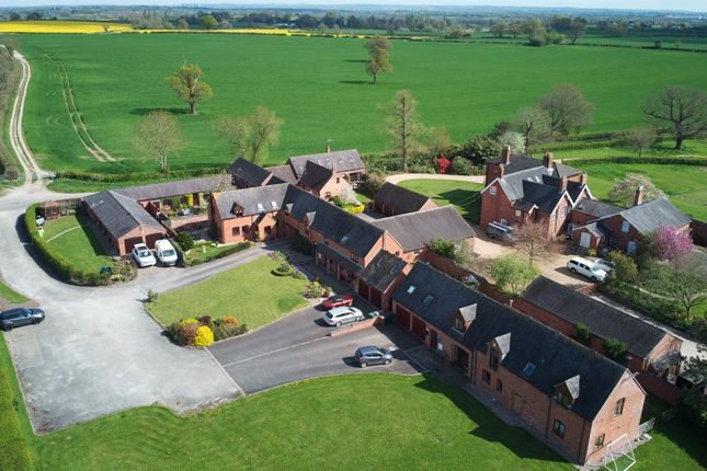 5 bed barn conversion for sale in Ashbourne Road, Church Broughton, Derby DE65