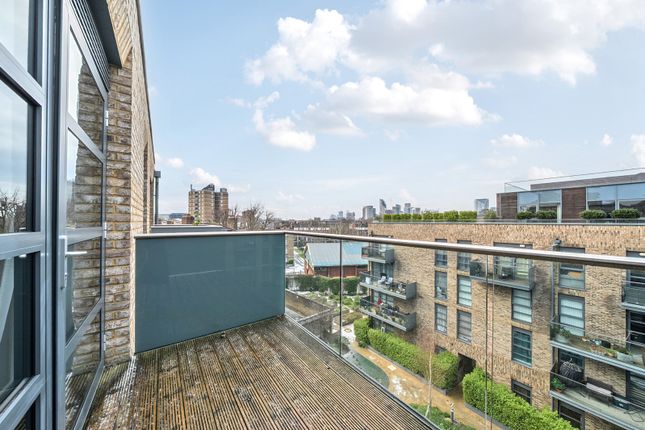 Flat 85, Alwen Court, 6, Pages Walk, London photo 2