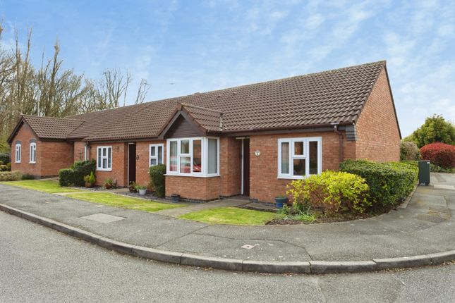 2-bed house on 4, Kingfishers Court, Nottingham, £220,000