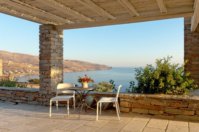 Villa for sale in Koundouros, Kea (Ioulis), Kea - Kythnos, South Aegean, Greece