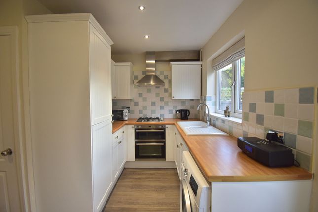 25 Woodbrook, High Peak photo 4
