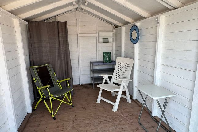 Beach Hut G46, Sea Front, Hayling Island photo 5