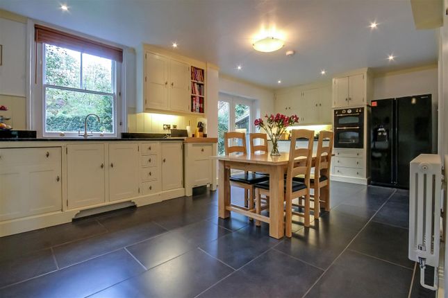 Thumbnail Detached house to rent in Whitemans Green, Cuckfield, West Sussex