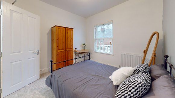Dufq1U3R2Z2-Bedroom