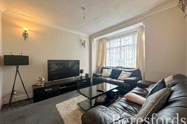 End terrace house for sale in Macdonald Avenue, Hornchurch