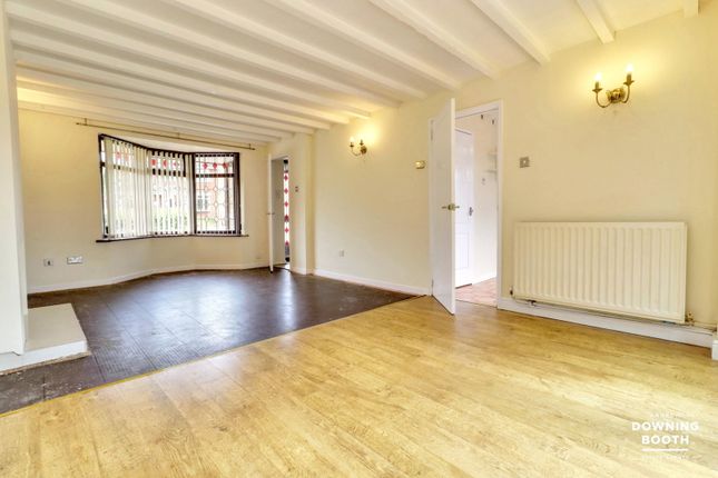 36, Hillside Drive, Stafford photo 3