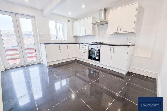 27, Troedyrhiw Road, Porth photo 4