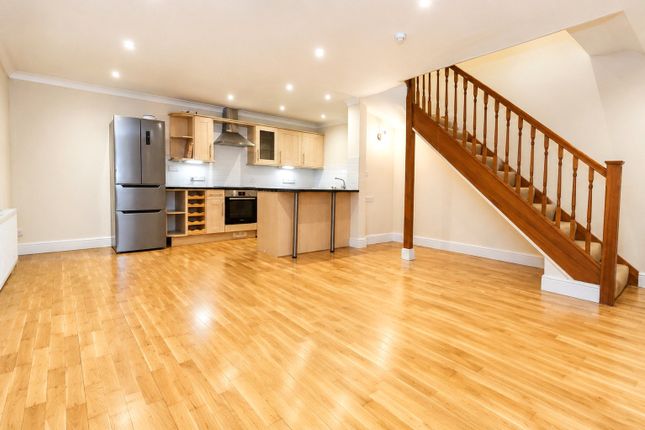 Flat 1, Ridge Way House,, The Ridge, Woking photo 3