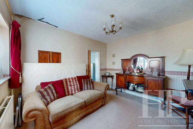 207 Ifield Road, Crawley photo 5