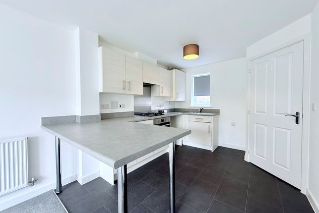 45, Adams Drive, Great Yarmouth photo 3