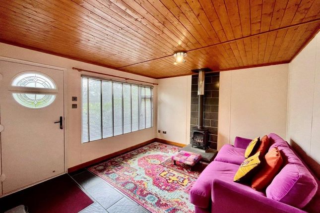 Chalet 52,, Plas Panteidal, Gwynedd photo 4