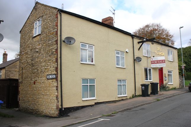 Thumbnail Pub/bar for sale in Manor Road, Brackley