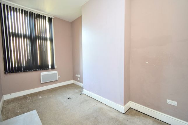 Flat for sale in Grosvenor Gate, Leicester, Humberstone