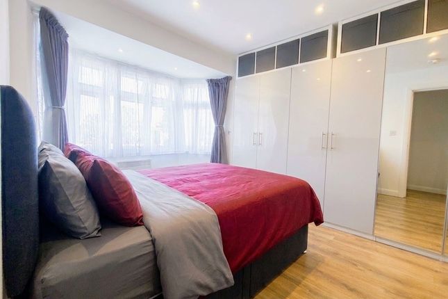 1, Flat 2, Gooseacre Lane, Harrow photo 3