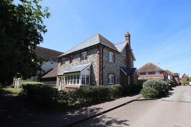 Thumbnail Detached house to rent in Kiln Walk, Westhampnett, Chichester