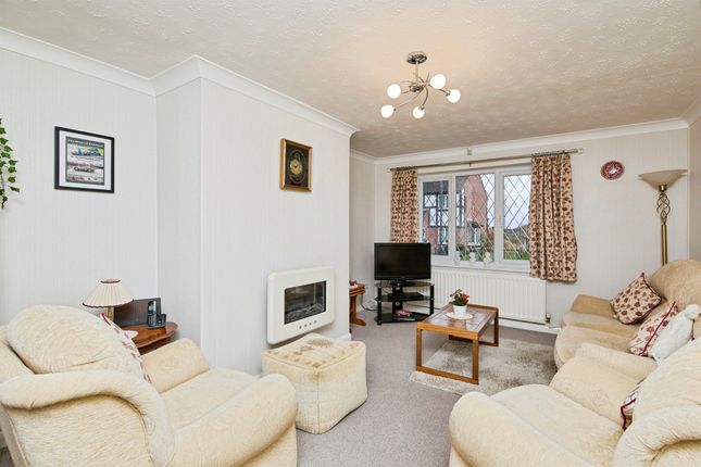 1, Clipstone Gardens, Derby photo 3