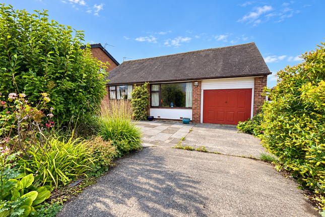 3-bed house on 53, Hawthorne Road, Thornton, £250,000