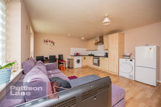 Flat 1, Pepe Court, Hawthorn Road, Kettering photo 4