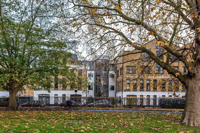 Lawn Lane, Vauxhall photo 4