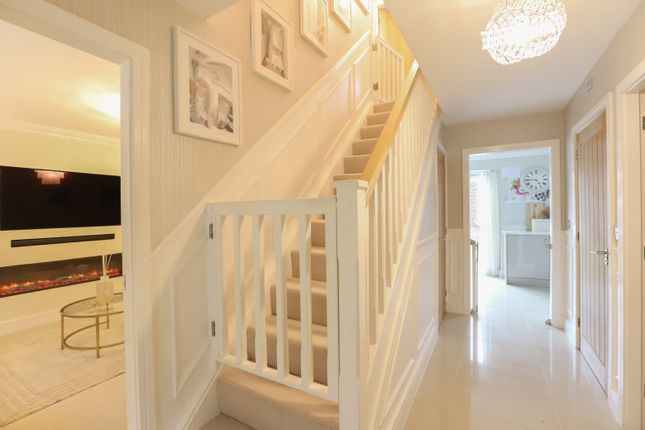 89, Riversleigh Way, Preston photo 2