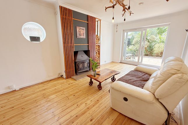 Venning Avenue, Bournemouth photo 3