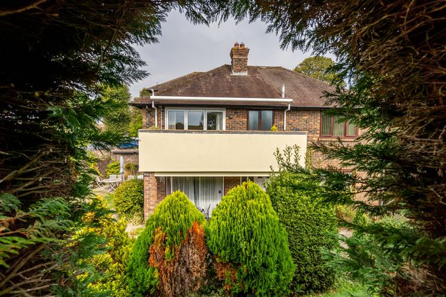 7, Plainwood Close, Chichester photo 2