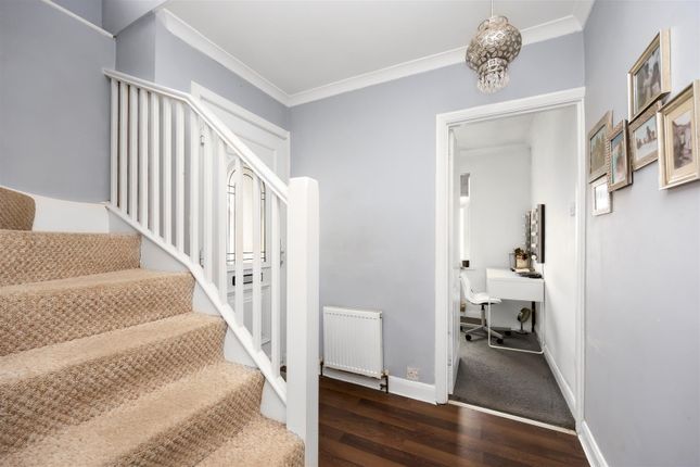 18, Woodbourne Avenue, Brighton photo 4