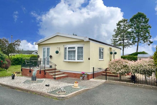 2-bed caravan on 37, Old Willow Road, Breton Park, Telford, £130,000