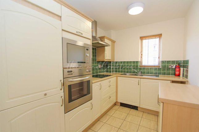 72, Heol Llinos, Cardiff photo 3