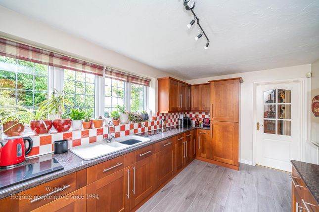 17, Formby Way, Turnberry / Bloxwich, Walsall photo 3